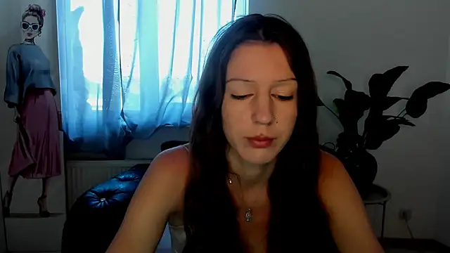 Lunaa x44 online show from 07.05.26