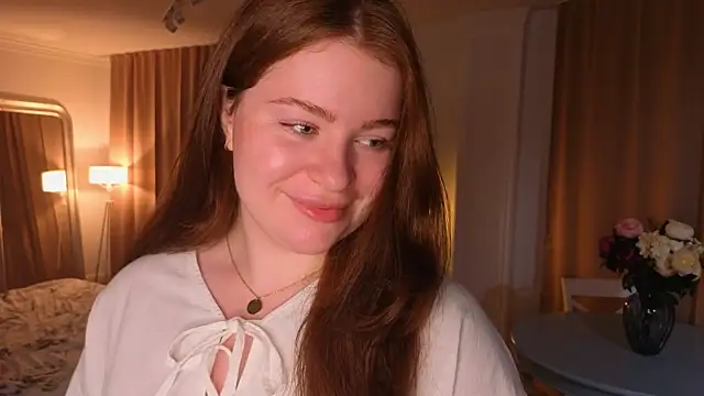 Snapshot of sophiyou chatting on 07.12.26 sophiyou online show from 07.12.26