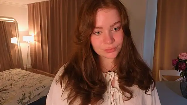 Snapshot of sophiyou chatting on 07.15.26 sophiyou online show from 07.15.26