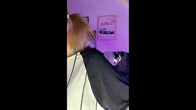 AnnaLucasShow online show from 07.18.26