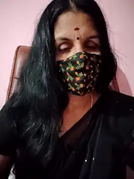 Snapshot of tamil_peenqueen chatting on 07.07.26 tamil peenqueen online show from 07.07.26