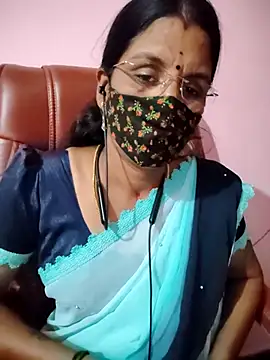 Snapshot of tamil_peenqueen chatting on 07.12.26 tamil peenqueen online show from 07.12.26