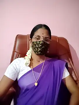 Snapshot of tamil_peenqueen chatting on 07.14.26 tamil peenqueen online show from 07.14.26