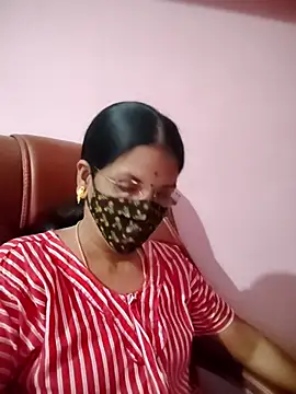 Snapshot of tamil_peenqueen chatting on 07.26.26 tamil peenqueen online show from 07.26.26