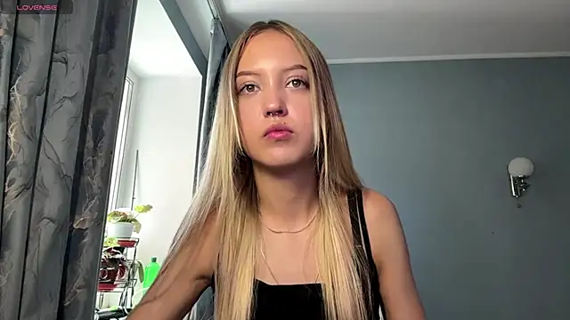 Snapshot of AngelitaMccrobie chatting on 07.11.26 AngelitaMccrobie online show from 07.11.26