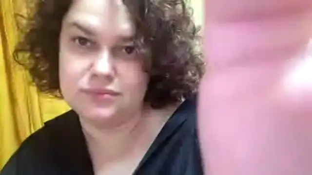 Snapshot of QueenGenra chatting on 07.05.26 QueenGenra online show from 07.05.26