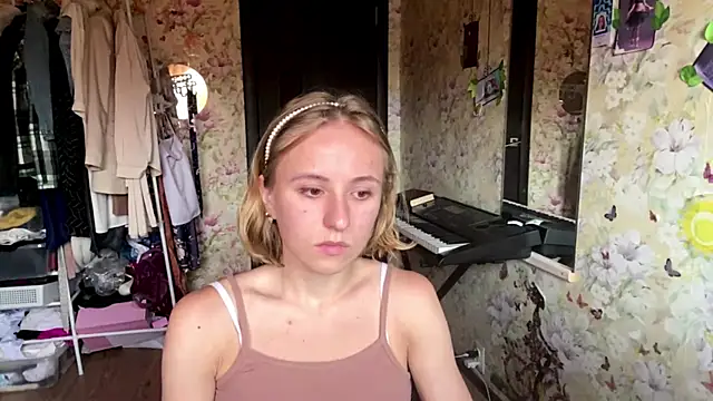 Milicute online show from 07.25.26