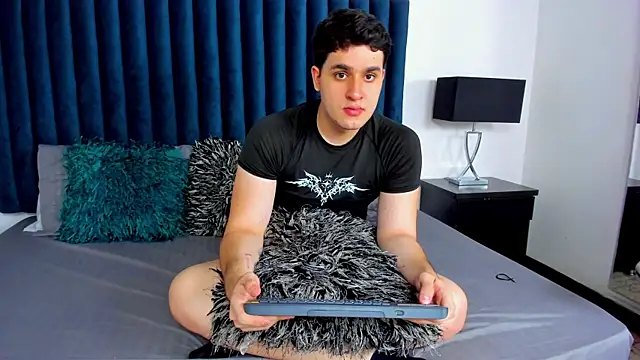 Sam Roos online show from 07.08.26