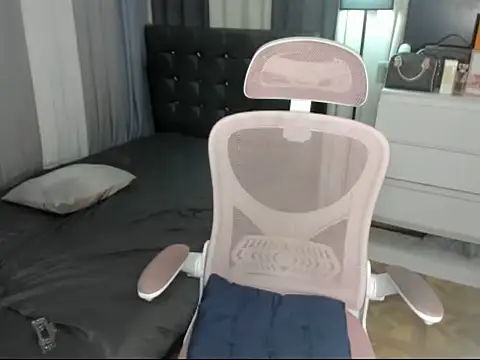 Seductive rein online show from 07.05.26