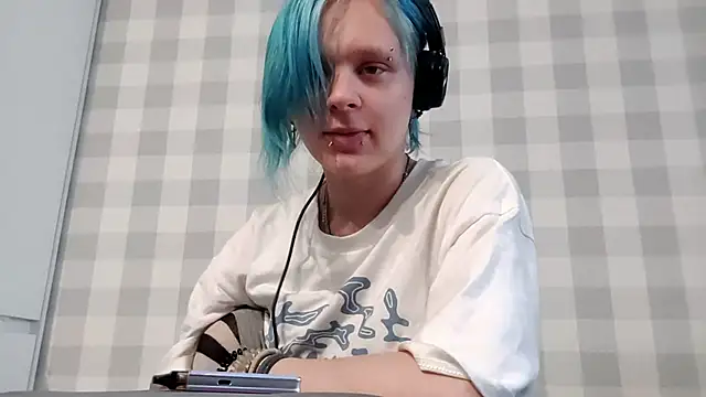 Snapshot of ZolaCoonradt chatting on 07.15.26 ZolaCoonradt online show from 07.15.26