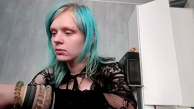 Snapshot of ZolaCoonradt chatting on 07.28.26 ZolaCoonradt online show from 07.28.26