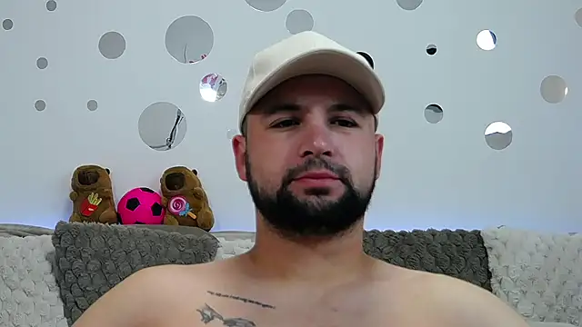 Snapshot of liam_studd chatting on 07.23.26 liam studd online show from 07.23.26