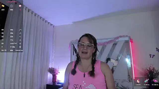 cristal laurentt online show from 07.10.26