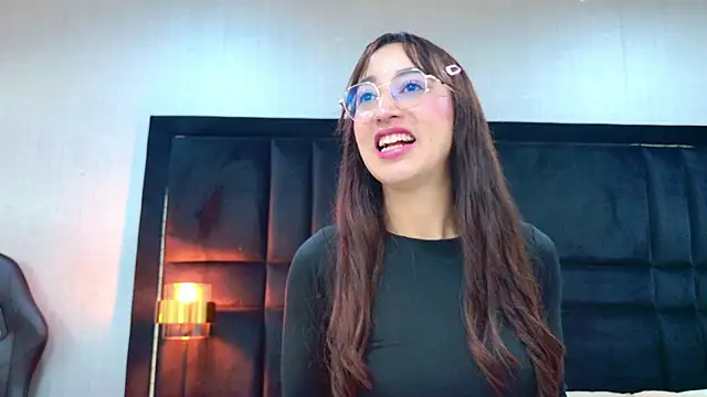 AlaskaWilliams online show from 07.10.26
