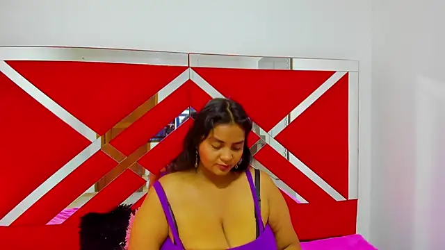 luunasweett online show from 07.28.26