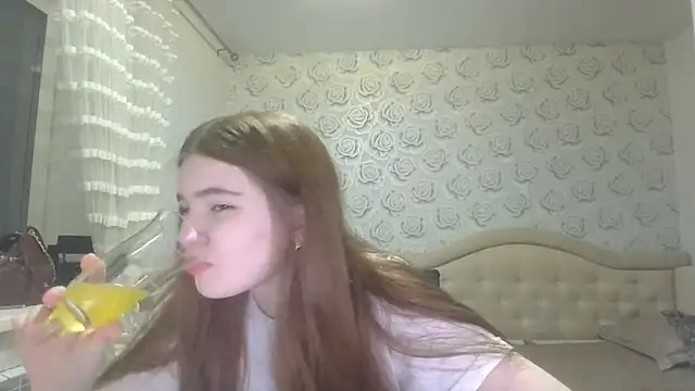 Snapshot of TerraOtis chatting on 07.19.26 TerraOtis online show from 07.19.26