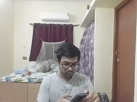 decent person 001 online show from 08.01.26