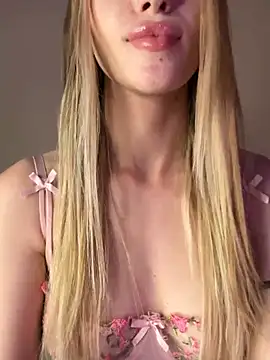 BellaSwan- online show from 07.07.26