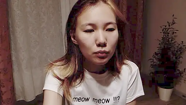 MammieLippoldt online show from 07.08.26