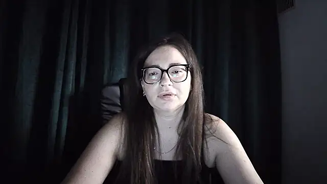 NoraMilf online show from 07.04.26