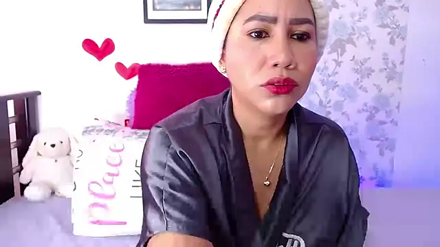 vanessacuter online show from 07.28.26
