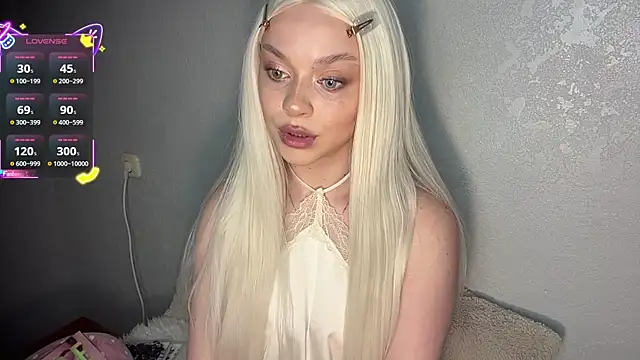 ElsaJeanX online show from 07.26.26