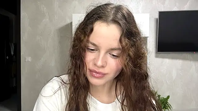 Snapshot of Nebula_Veratti chatting on 07.20.26 Nebula Veratti online show from 07.20.26