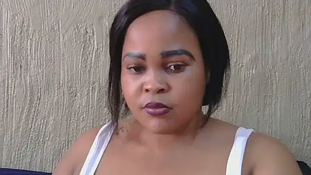 JuicyHoneyXO online show from 07.28.26