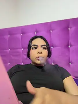 Aylin Fox online show from 07.23.26