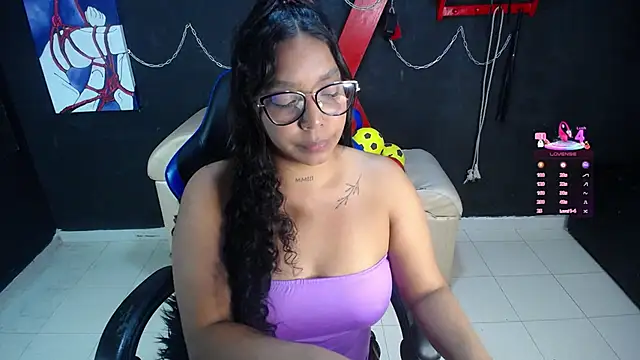 AlanaRoseeX online show from 07.07.26