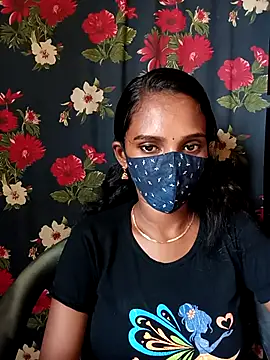 Snapshot of Tamil_Soloqueen_001 chatting on 07.07.26 Tamil Soloqueen 001 online show from 07.07.26