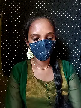 Snapshot of Tamil_Soloqueen_001 chatting on 07.10.26 Tamil Soloqueen 001 online show from 07.10.26