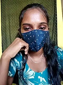 Snapshot of Tamil_Soloqueen_001 chatting on 07.16.26 Tamil Soloqueen 001 online show from 07.16.26