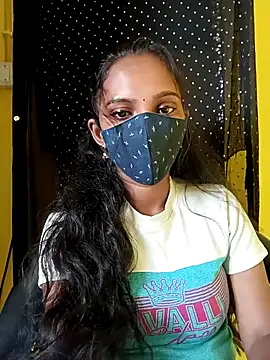 Snapshot of Tamil_Soloqueen_001 chatting on 07.22.26 Tamil Soloqueen 001 online show from 07.22.26