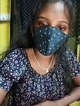 Snapshot of Tamil_Soloqueen_001 chatting on 07.22.26 Tamil Soloqueen 001 online show from 07.22.26