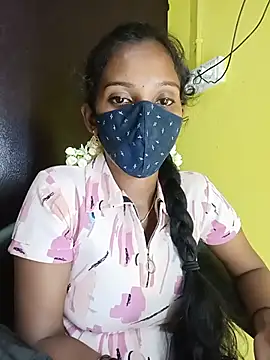 Snapshot of Tamil_Soloqueen_001 chatting on 07.27.26 Tamil Soloqueen 001 online show from 07.27.26