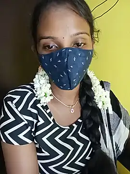 Snapshot of Tamil_Soloqueen_001 chatting on 07.28.26 Tamil Soloqueen 001 online show from 07.28.26