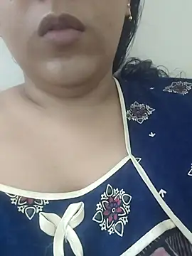 Snapshot of arushi9490 chatting on 07.19.26 arushi9490 online show from 07.19.26