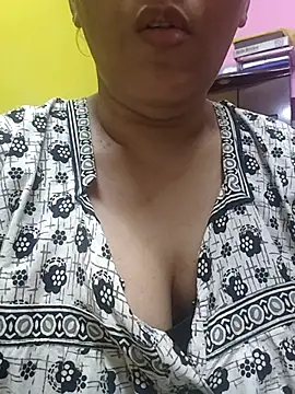 Snapshot of arushi9490 chatting on 08.05.26 arushi9490 online show from 08.05.26