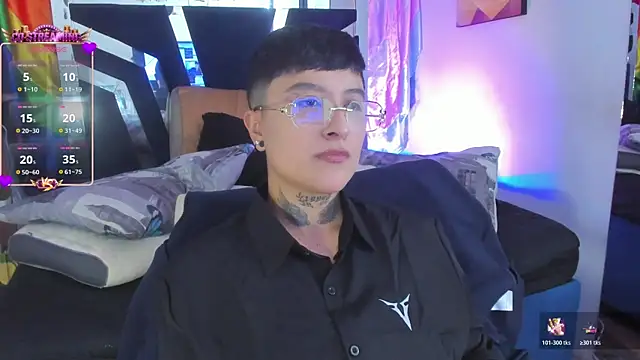 abby thompson     online show from 07.10.26