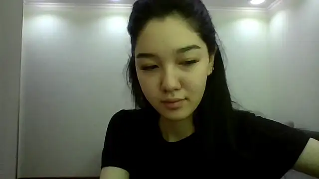 Snapshot of MintyMuse chatting on 07.27.26 MintyMuse online show from 07.27.26