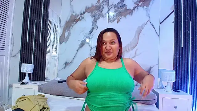 Honey-Hips online show from 07.12.26