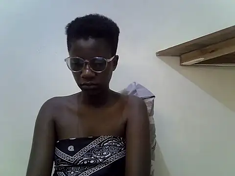 Africanpettite3y online show from 07.28.26