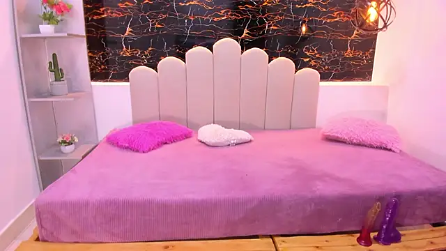 SweettDreamm online show from 07.10.26