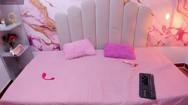 SweettDreamm online show from 07.28.26