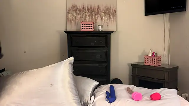 LivYourFantasy online show from 07.06.26