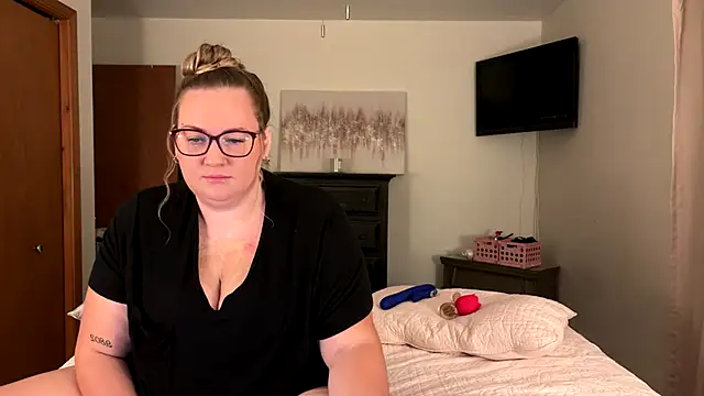 LivYourFantasy online show from 07.26.26
