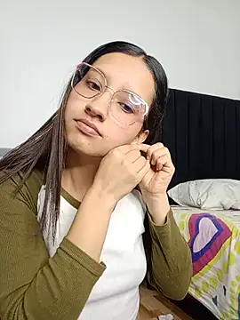 JustVeroo online show from 08.02.26