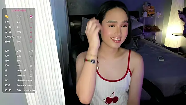 Snapshot of why_notcoconut chatting on 07.18.26 why notcoconut online show from 07.18.26