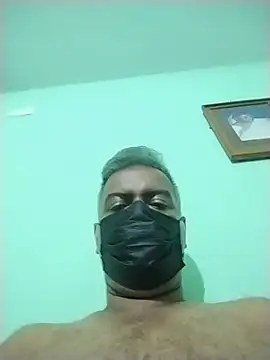Snapshot of daddy_small_dick chatting on 07.09.26 daddy small dick online show from 07.09.26